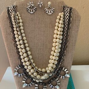 Stella & Dot Starlet Pearl and Silver Necklace and Earring Set